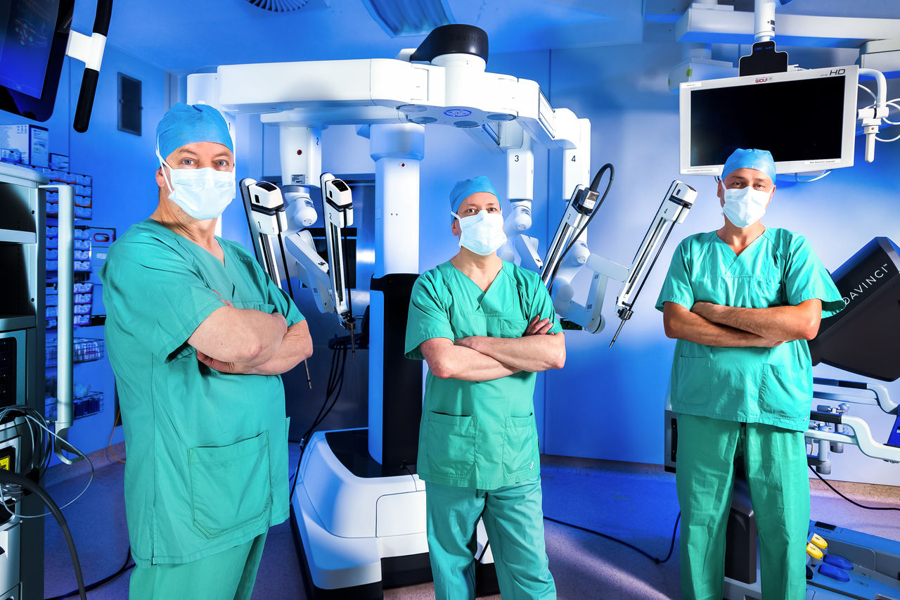 Sanft, Sicher, Innovativ: Helios Vogtland-Klinikum Plauen holt Robotik in den Operationsaal