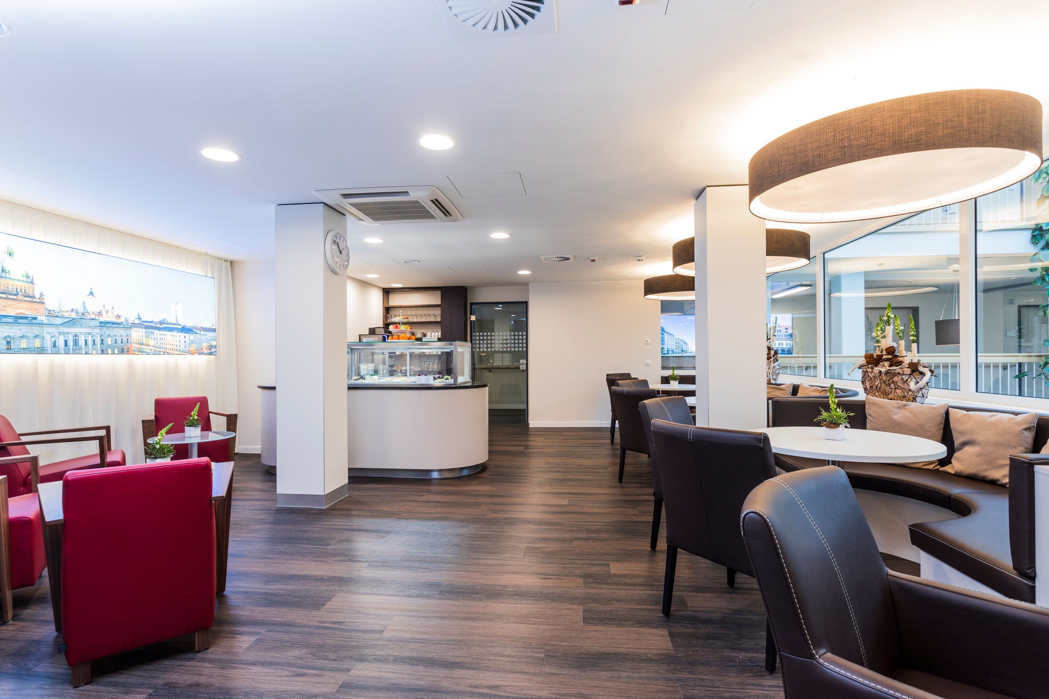 Helios Prevention Center Leipzig Lounge Ansicht