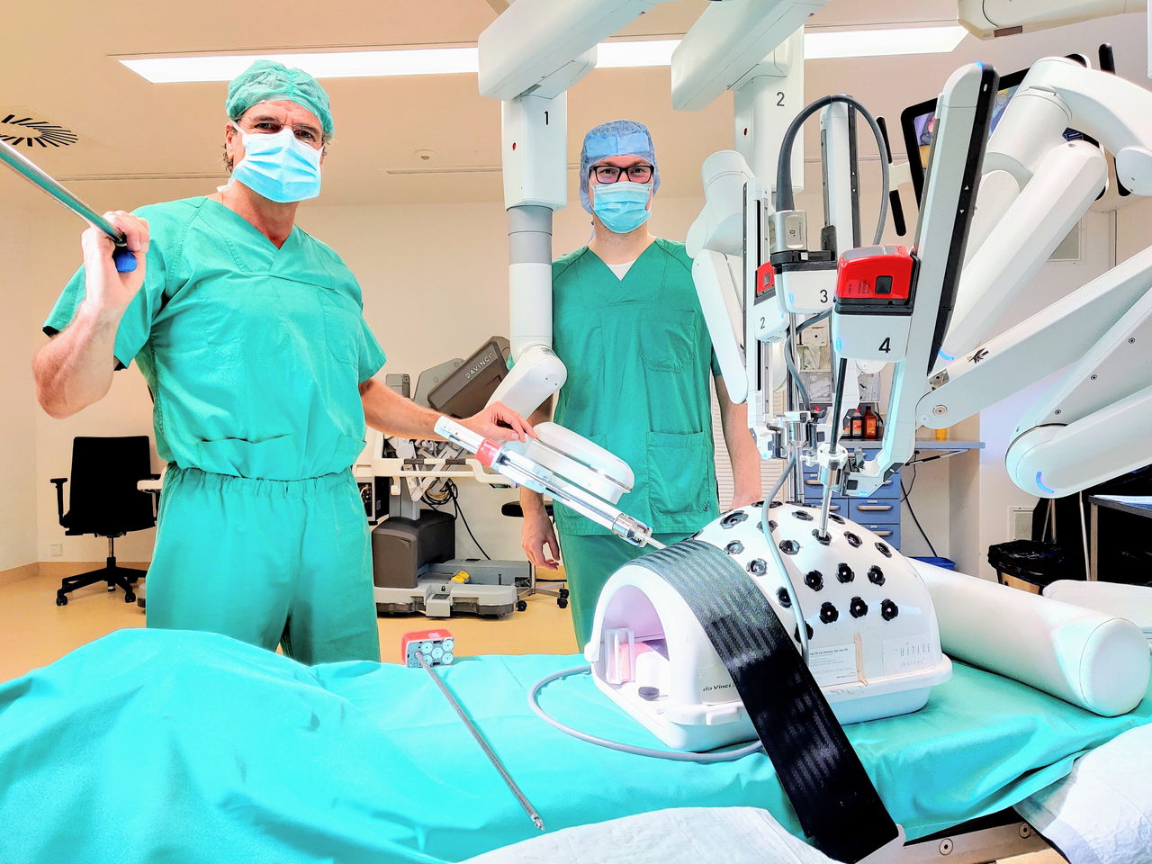 Hightech gegen Krebs: Stralsunder Krankenhaus setzt OP-Roboter ein