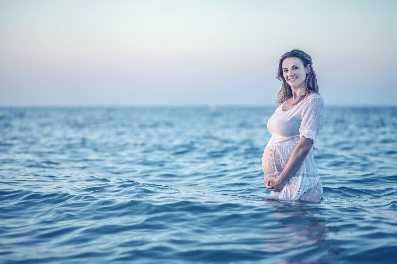 Schwanger im Sommer - So kommen werdende Mütter gesund durch die heiße Jahreszeit