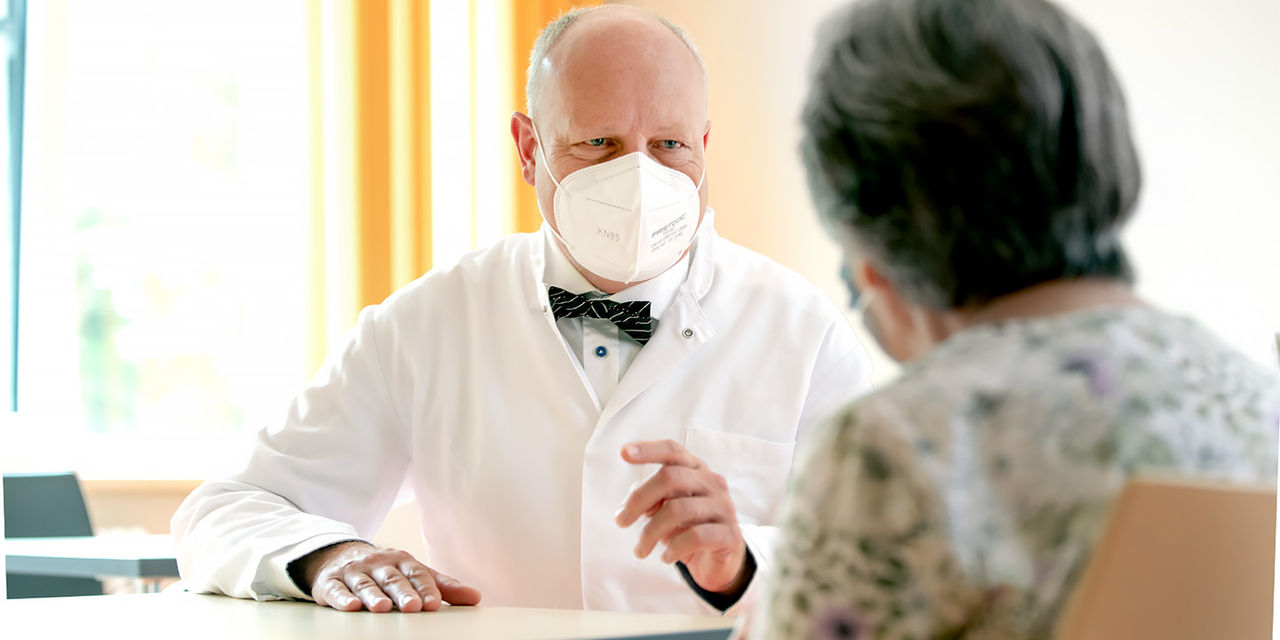 Medizin für ältere Menschen: Helios Klinikum Bad Saarow eröffnet eine Klinik für Geriatrie