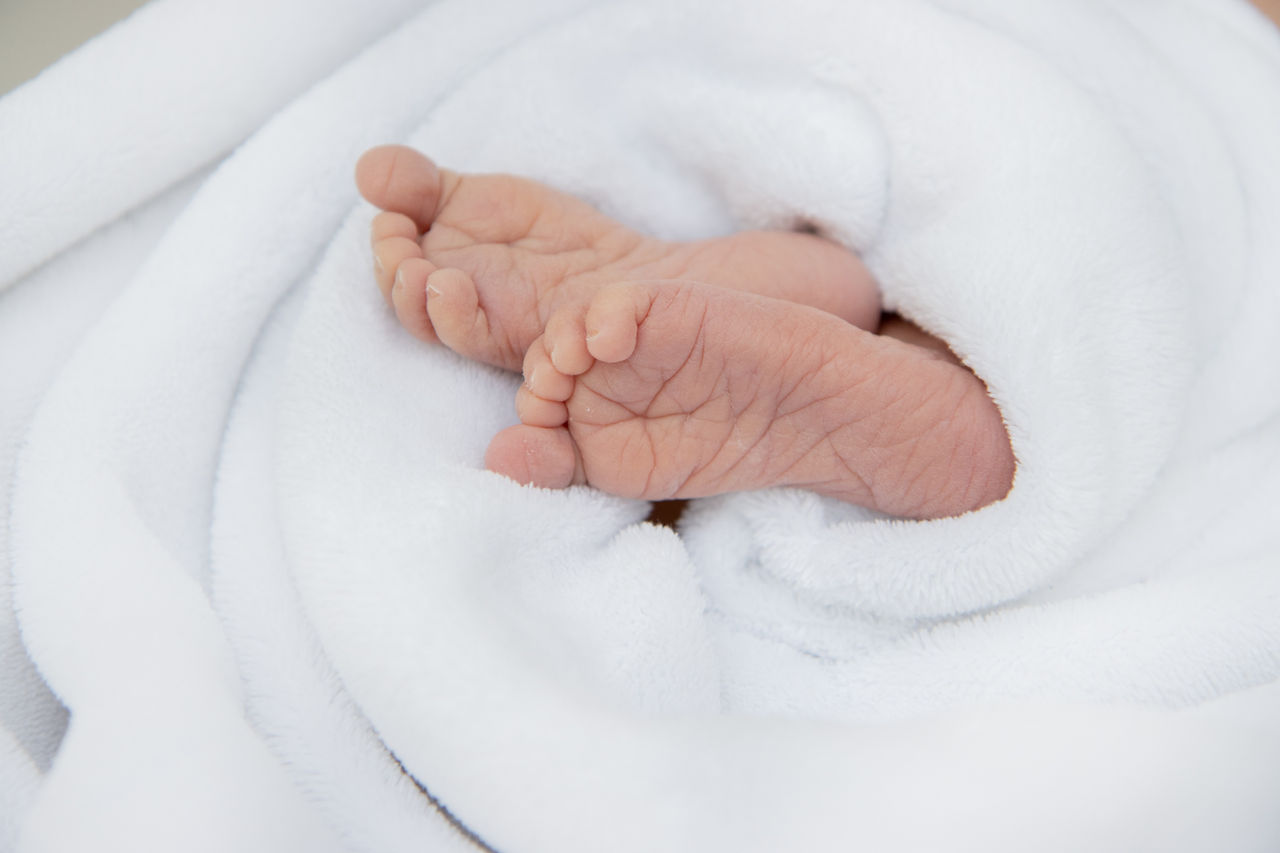 Neujahrsbaby im Helios Klinikum Niederberg geboren