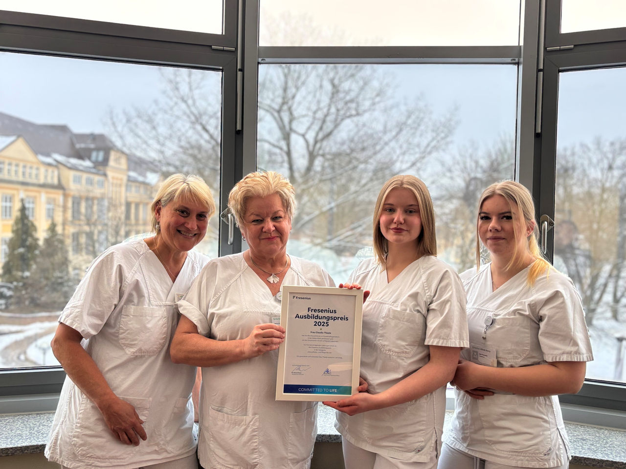 Ausbildung mit Auszeichnung: Burger Pflege-Nachwuchs geehrt 