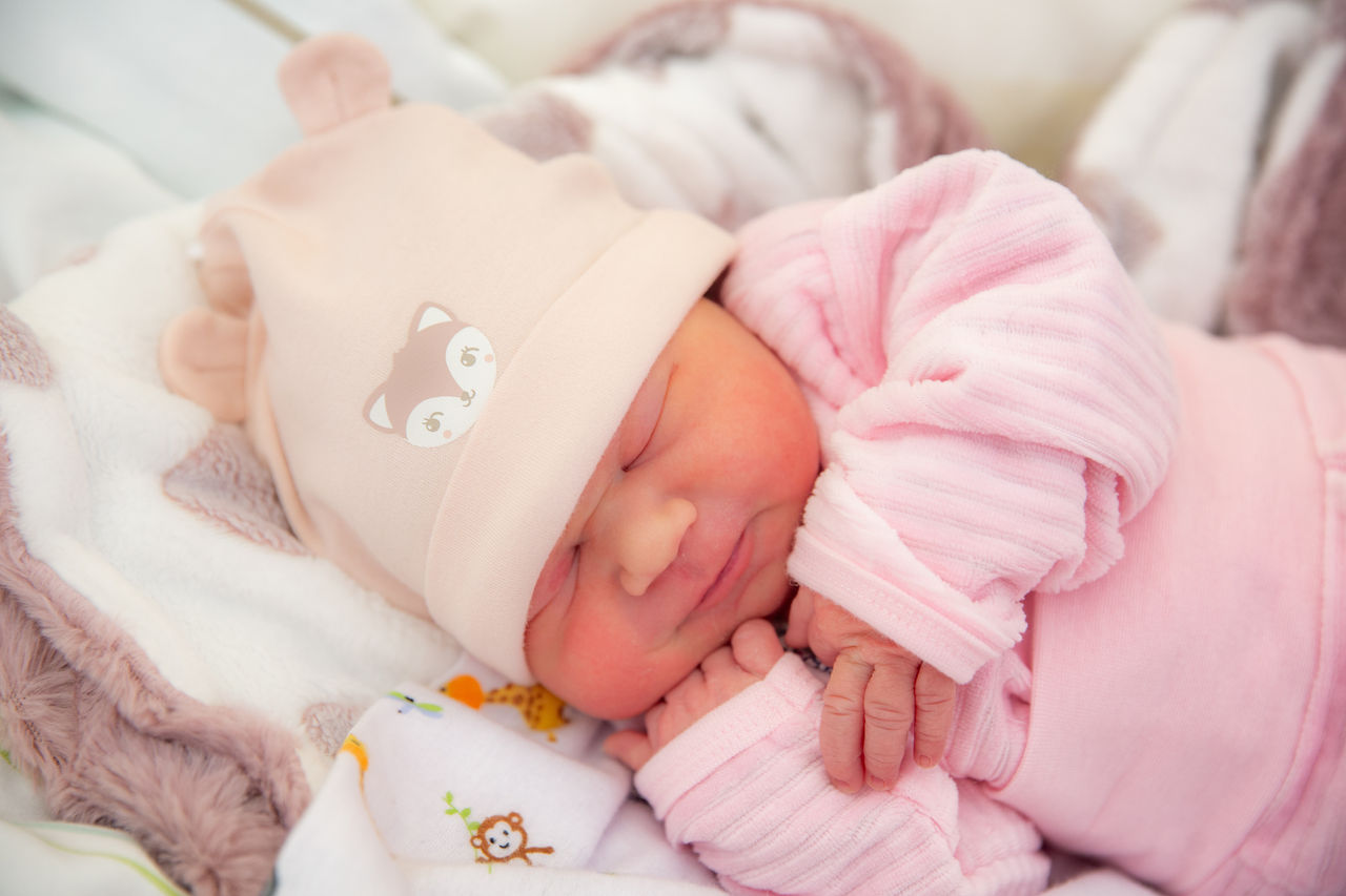 Jasmina ist das erste und einzige Christkind des Helios Klinikums Erfurt