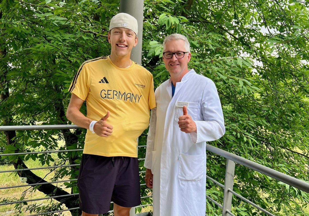 Nach Sturz beim Training: Chefarzt Prof. Mückley operiert Erfurter Olympia-Talent Finn Sonnekalb