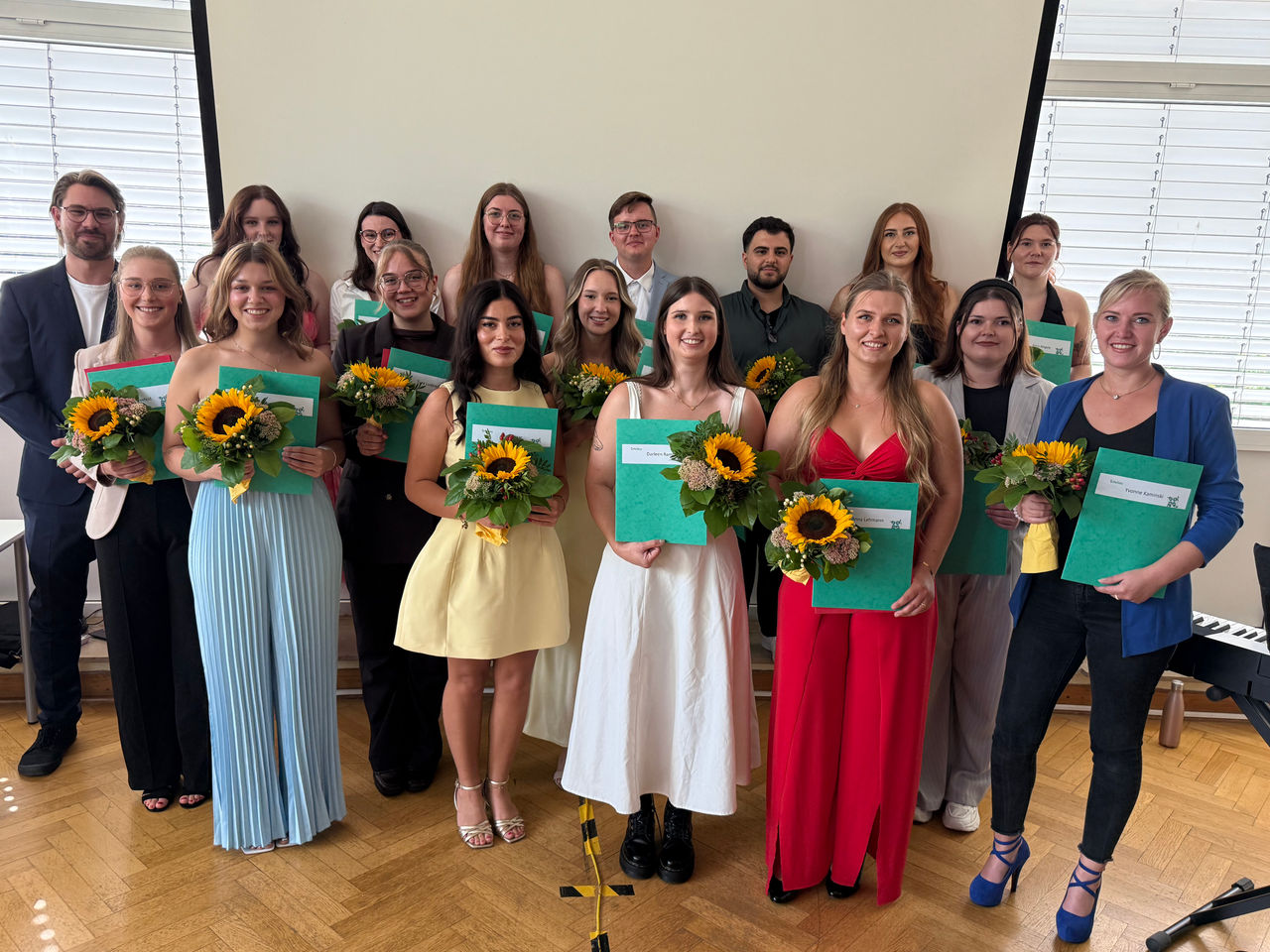 Gut gerüstet für die Zukunft: Erster ATA-/OTA-Abschlussjahrgang nach neuem Gesetz startet ins Berufsleben