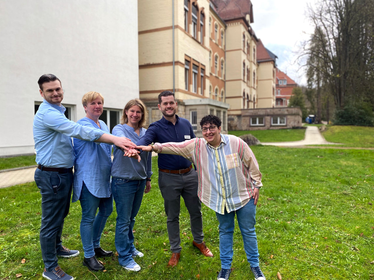 Helios erweitert medizinisches Angebot –  Schmerzmedizin ab April in Kaufungen 