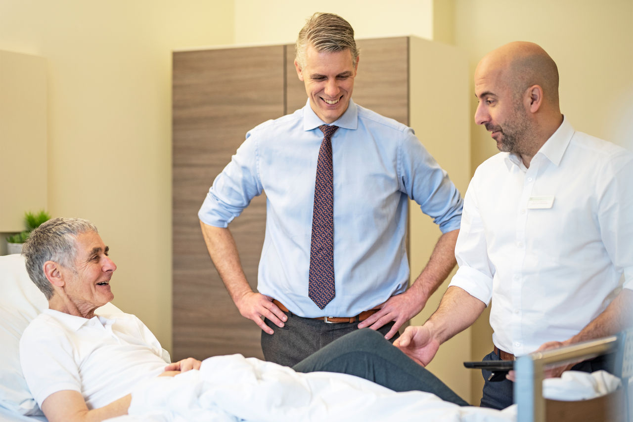 Für jedes Alter das passende Konzept: Fast Track & Senior Track bieten eine individuelle Versorgung des Gelenkersatzes