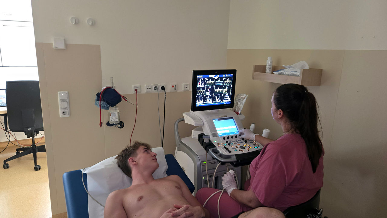 Herzzentrum Leipzig und Helios Park-Klinikum Leipzig verlängern Partnerschaft mit den KSW IceFighters
