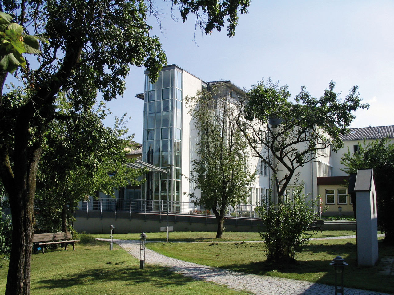Erneut ausgezeichnet: Alterstraumazentrum an der Helios Klinik München Perlach mit höchster Qualität