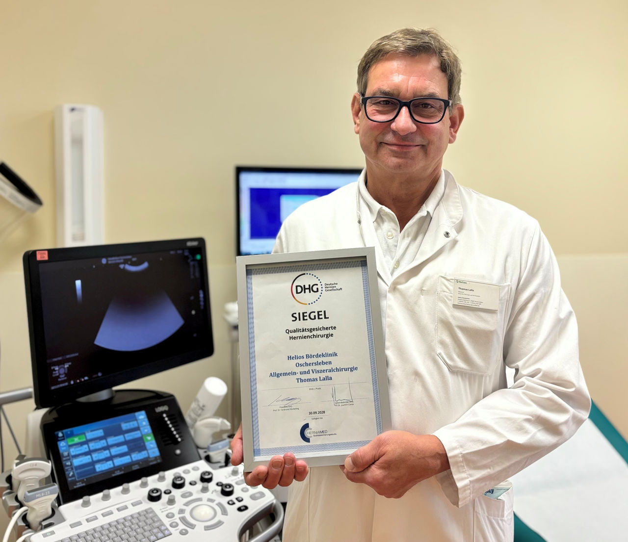 Exzellente Patientenversorgung: Helios Bördeklinik erhält erneut  DHG-Siegel für Qualitätsgesicherte Hernienchirurgie