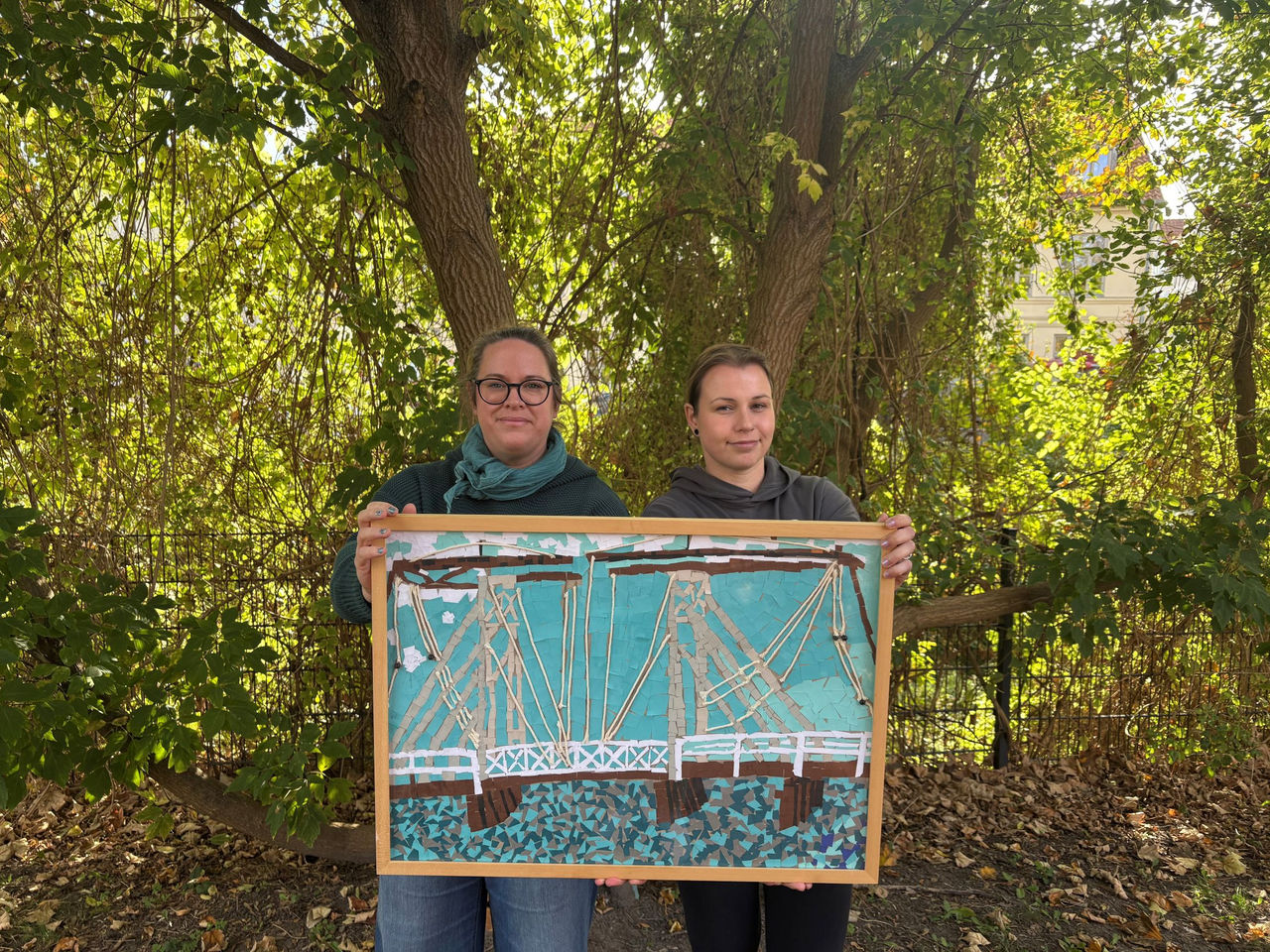 Jugendliche Patienten gestalten preisgekröntes Postkartenmotiv