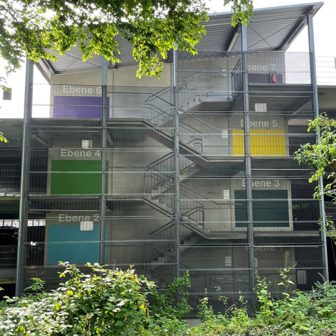 Schrankenloses Parkraummanagementsystem am Helios Universitätsklinikum Wuppertal