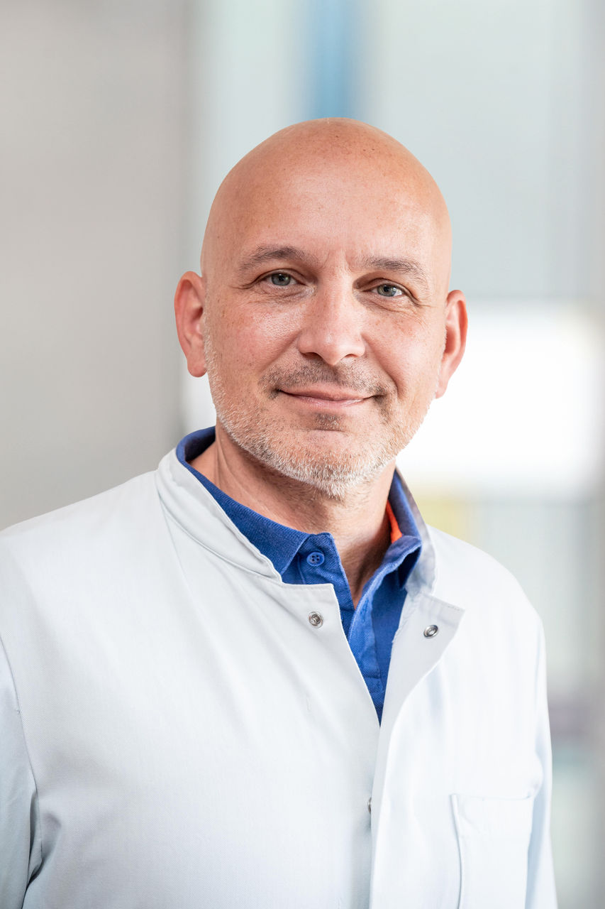 Hightech für Hüfte und Knie: Computer, Robotik und KI in der Orthopädie Helmstedt