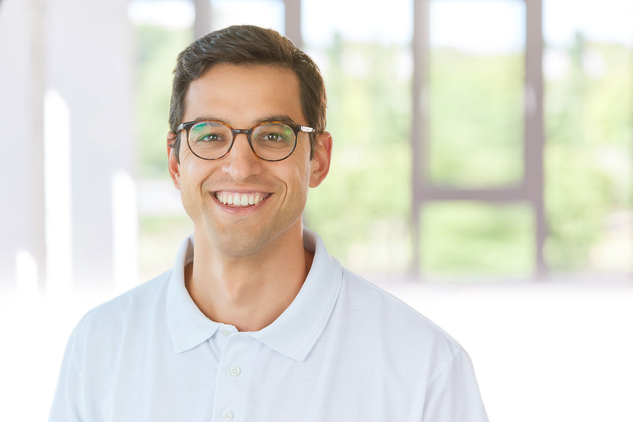 Bandscheibenvorfall - Was tun? Ursachen, Symptome, Behandlung!