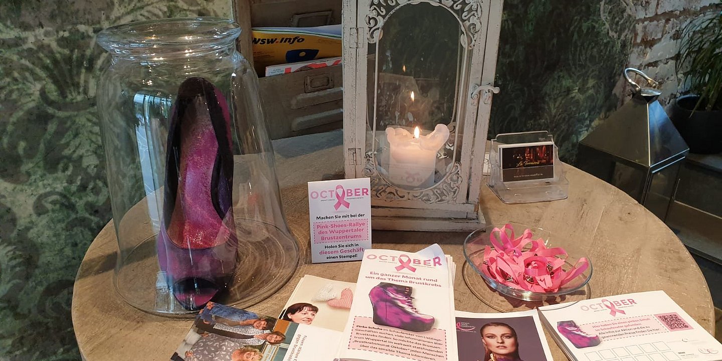 Aktion „Pink Shoes“ zeigt charmant auf das Thema Brustkrebs 