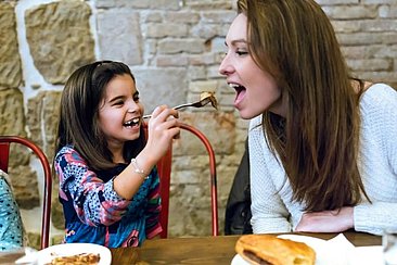 <strong>10 Tipps</strong> Essen mit Kleinkindern