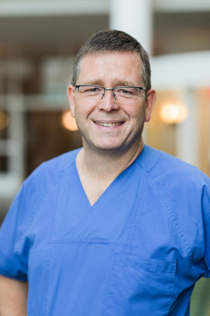 Dr. Matthias Vogtmann ist Chefarzt der Klinik für Pneumologie und Kardiologie am Helios Park-Klinikum Leipzig.