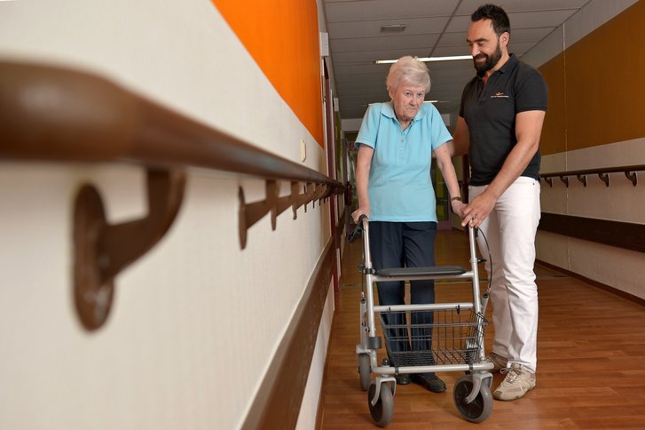 Mobilität schafft Lebensqualität: Das Team der Physiotherapie an Ihrer Seite