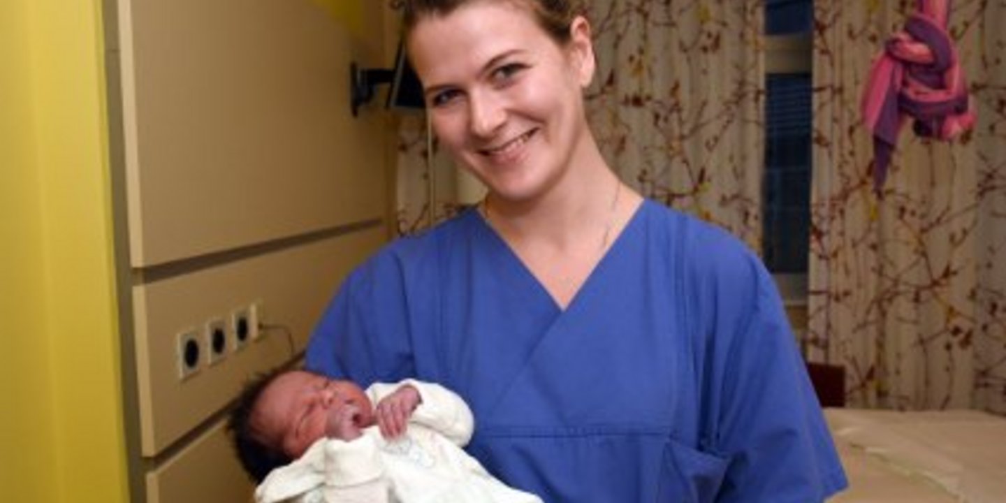 Baby Boom In Den Helios Kliniken Schwerin Geburtenreiches Jahr 2015