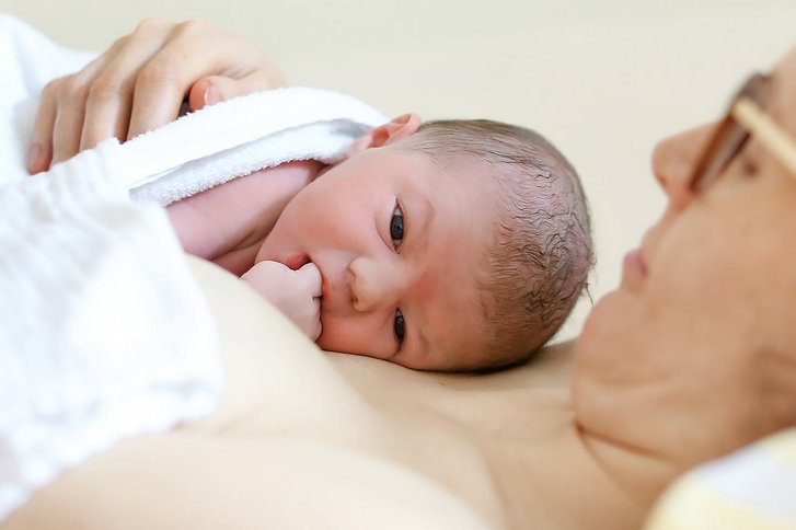 Geburtshilfe: Sichere erste Schritte in ein neues Leben