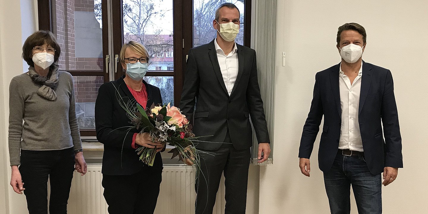 Hindermann führt Kasseler Kliniken im Verbund mit Warburg