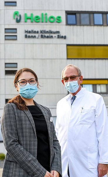 Klinikgeschäftsführerin Rungfa Saligmann und Ärztlicher Direktor Dr. Martin Richter